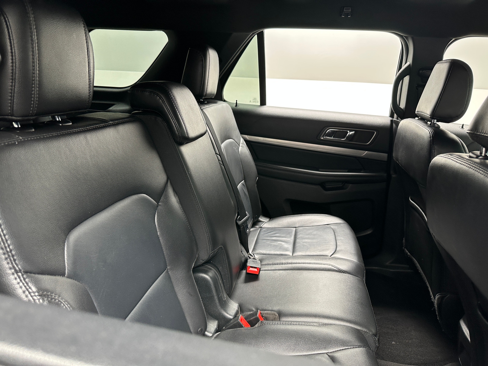 Thumbnail: 2018 Ford Explorer - 5