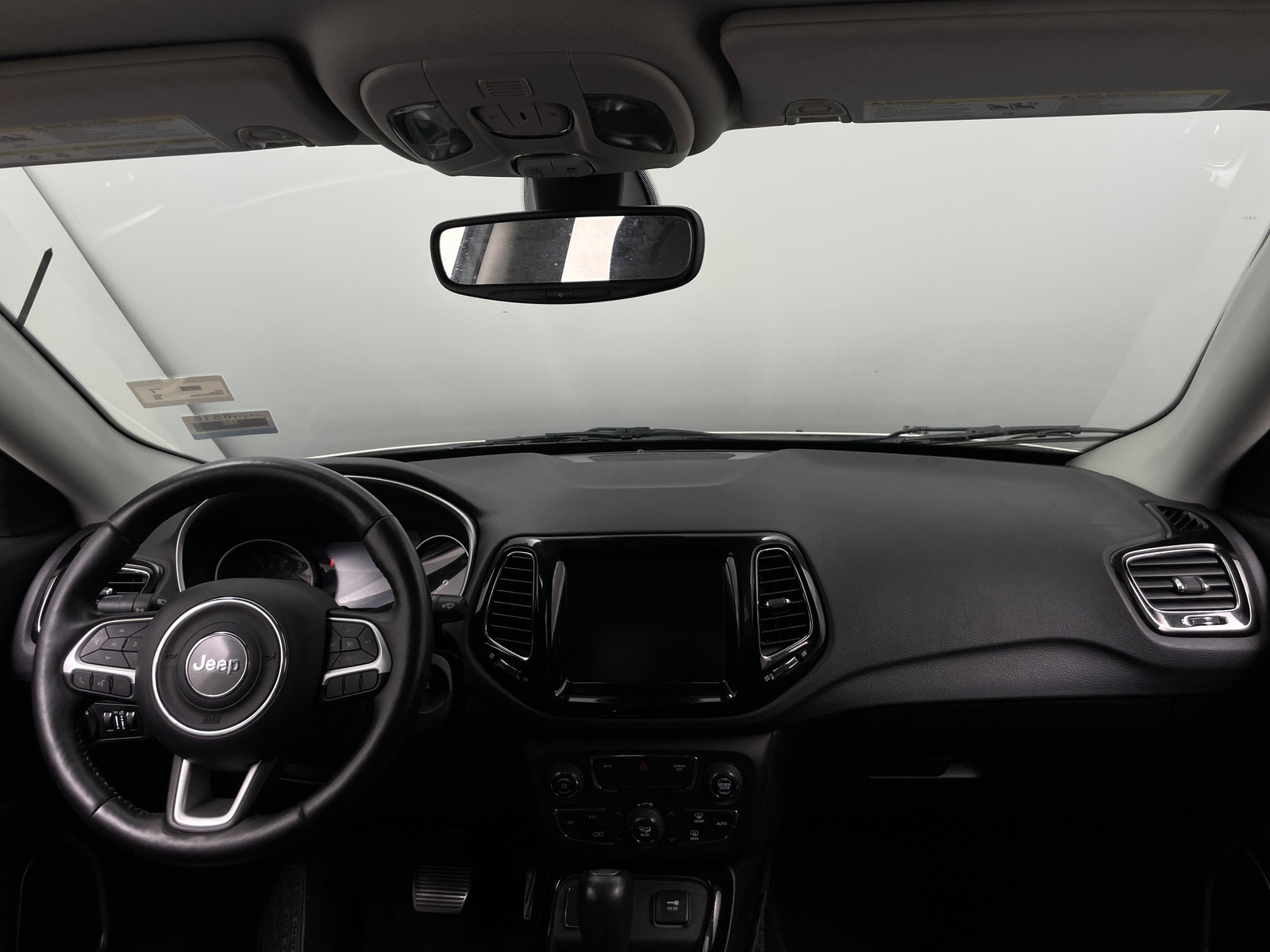 Thumbnail: 2019 Jeep Compass - 3