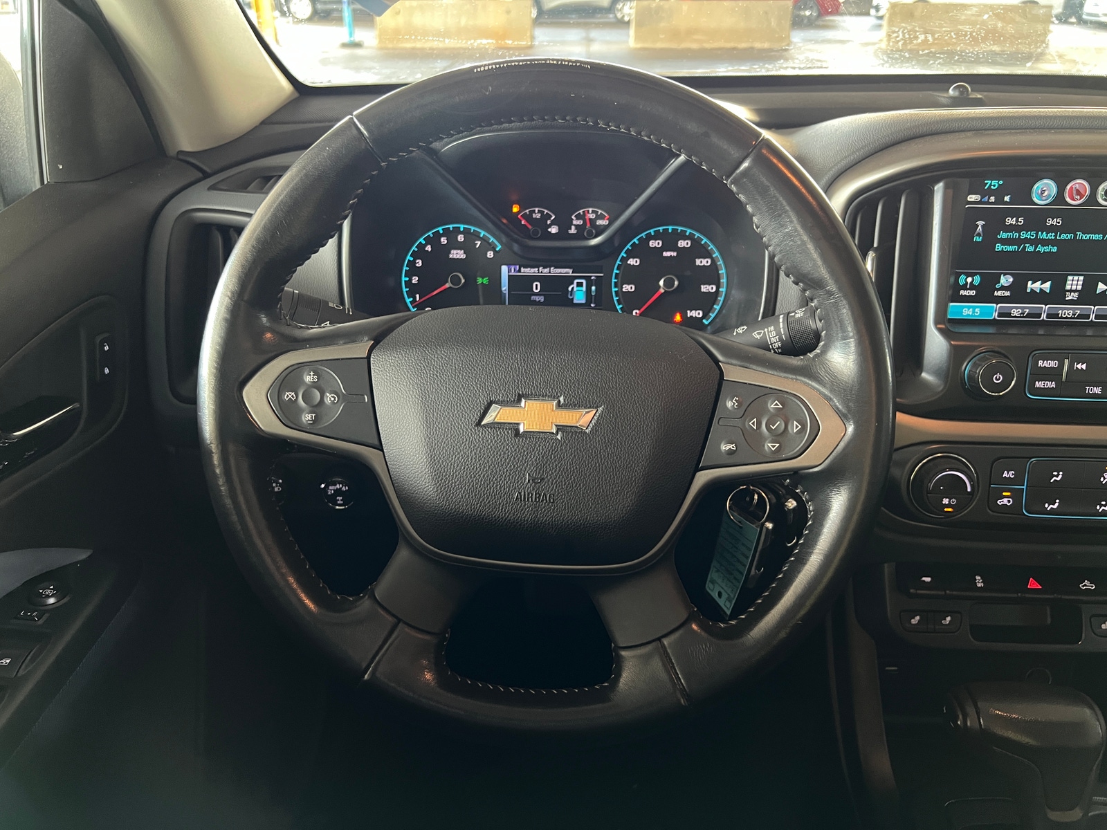 Thumbnail: 2017 Chevrolet Colorado - 4