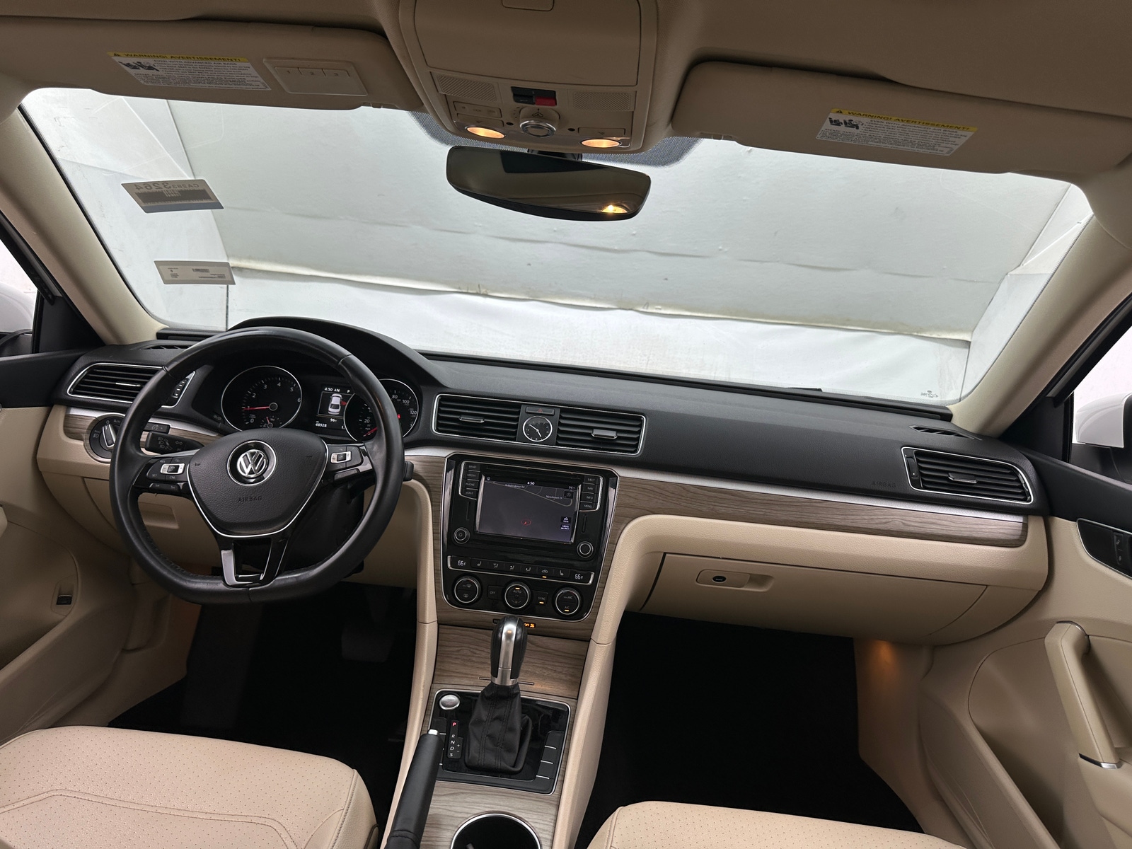 Thumbnail: 2017 Volkswagen Passat - 2