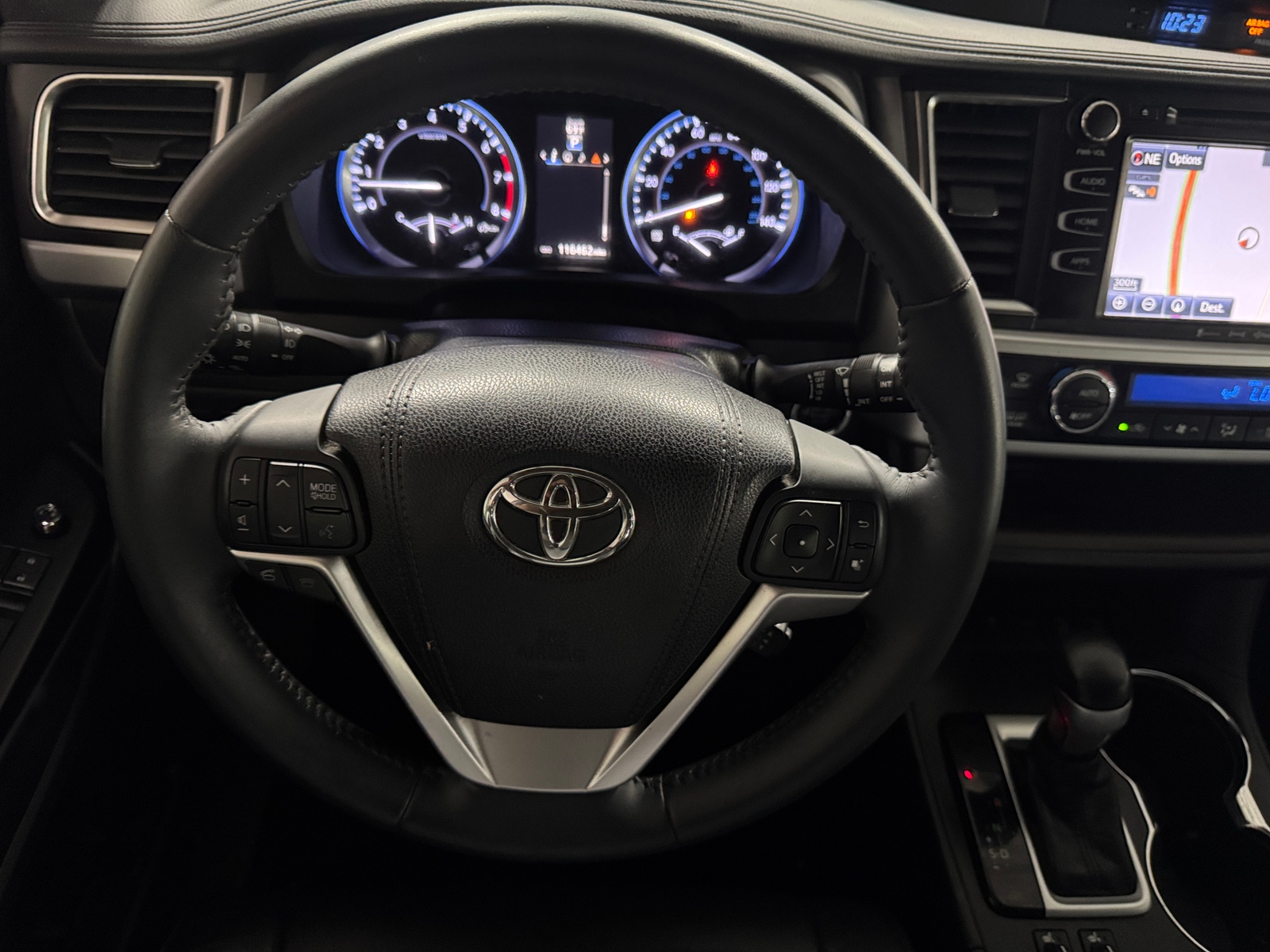 Thumbnail: 2016 Toyota Highlander - 4
