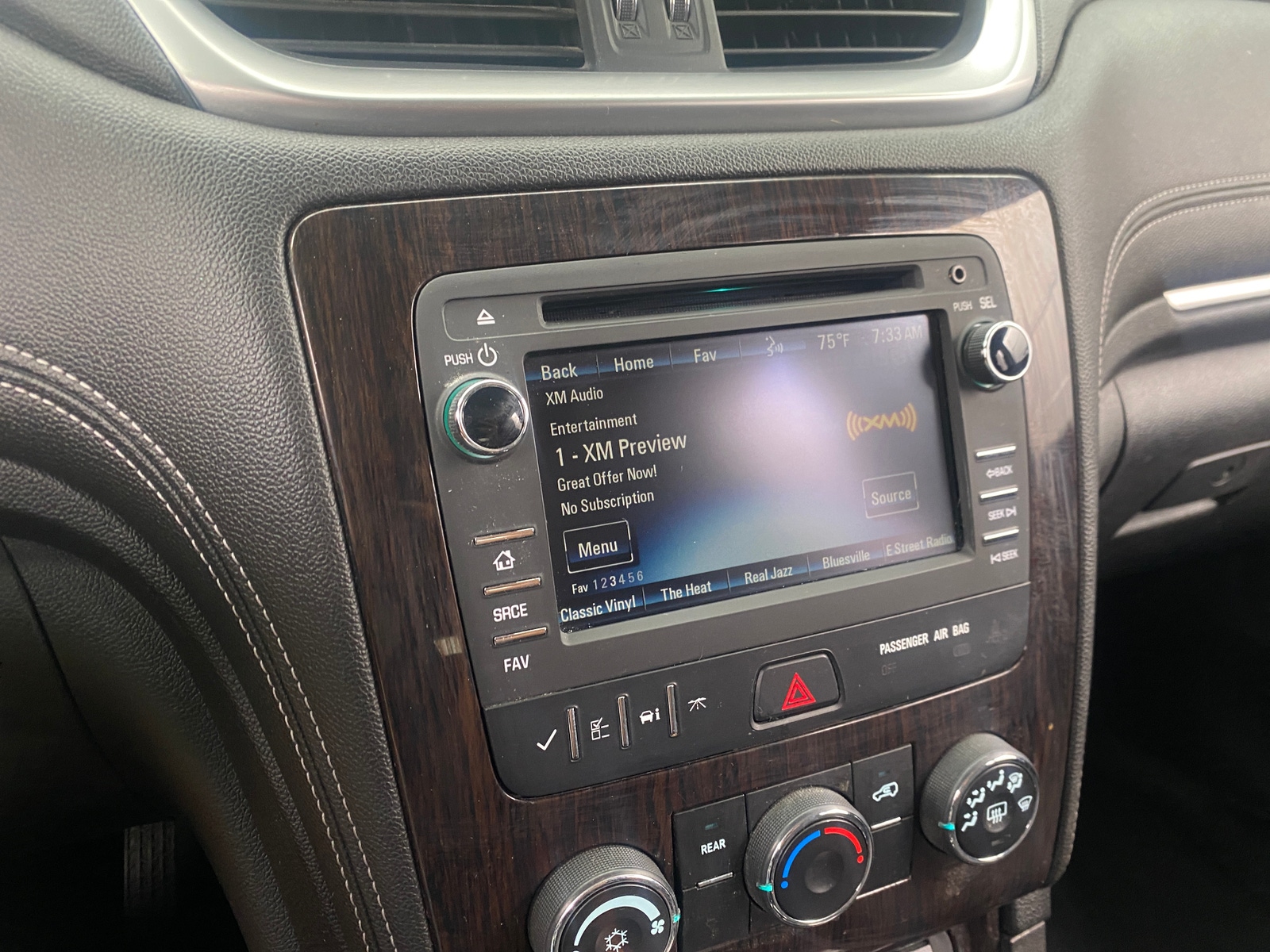 Thumbnail: 2017 Chevrolet Traverse - 4