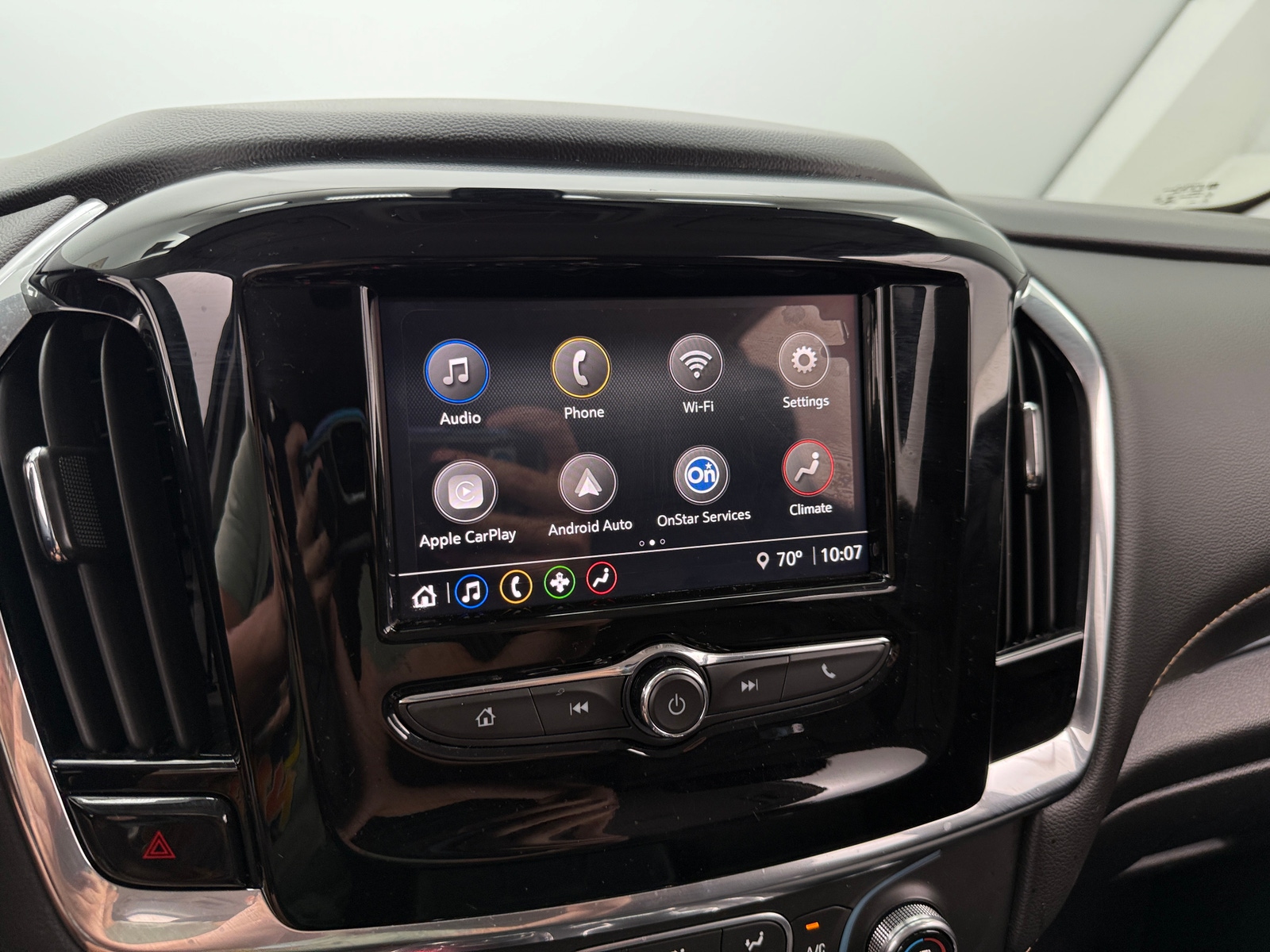 Thumbnail: 2020 Chevrolet Traverse - 4