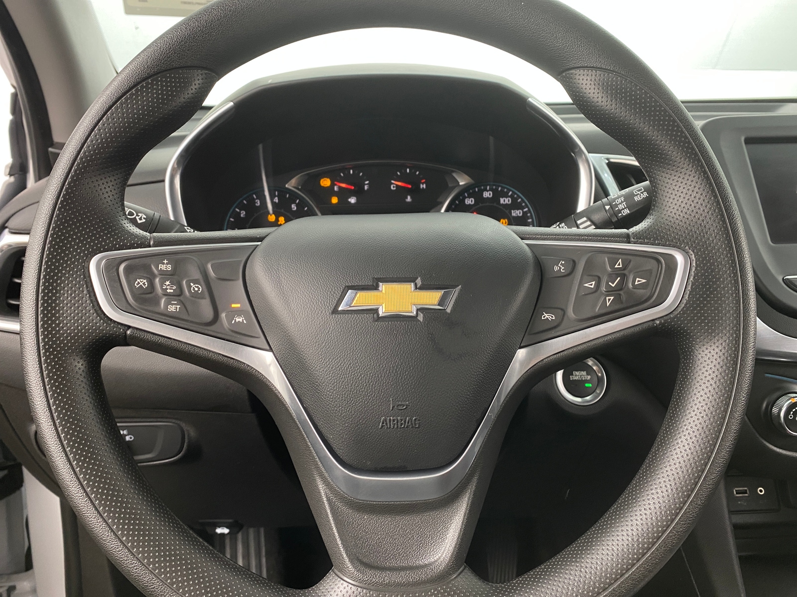 Thumbnail: 2023 Chevrolet Equinox - 5