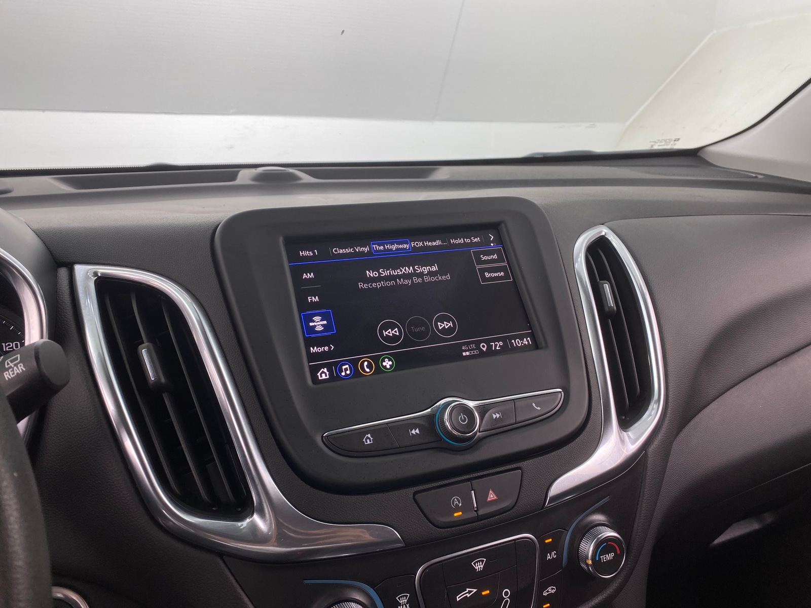 Thumbnail: 2023 Chevrolet Equinox - 4
