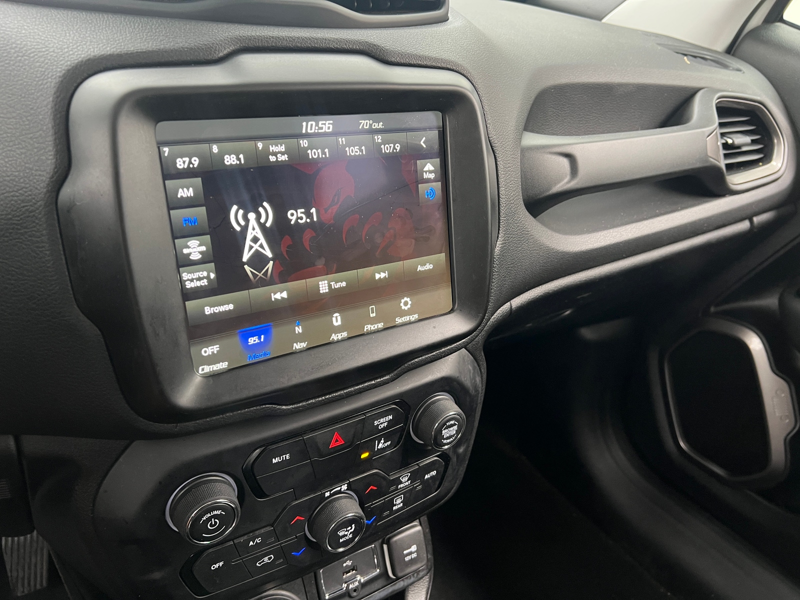 Thumbnail: 2023 Jeep Renegade - 4