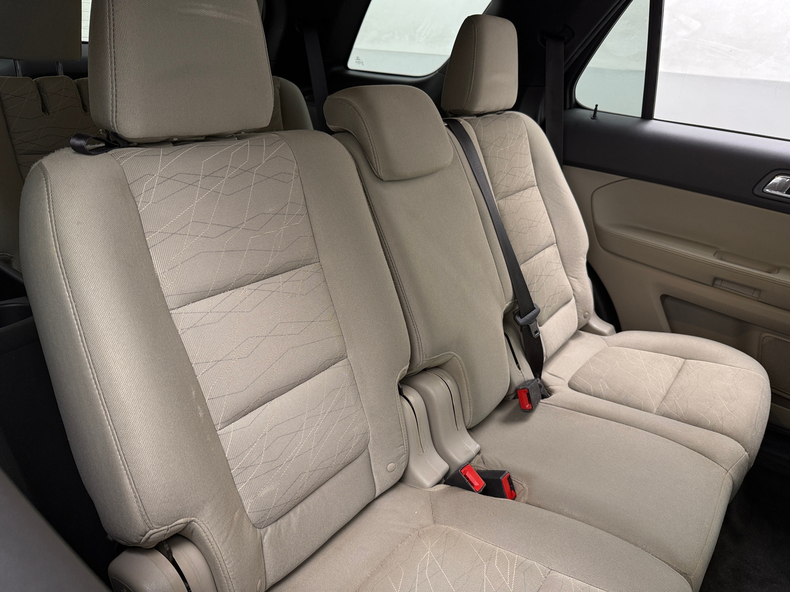 Thumbnail: 2015 Ford Explorer - 6
