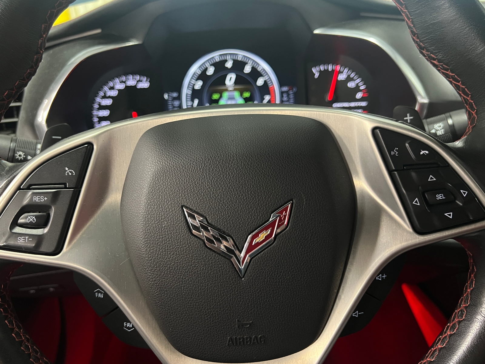 Thumbnail: 2015 Chevrolet Corvette - 3