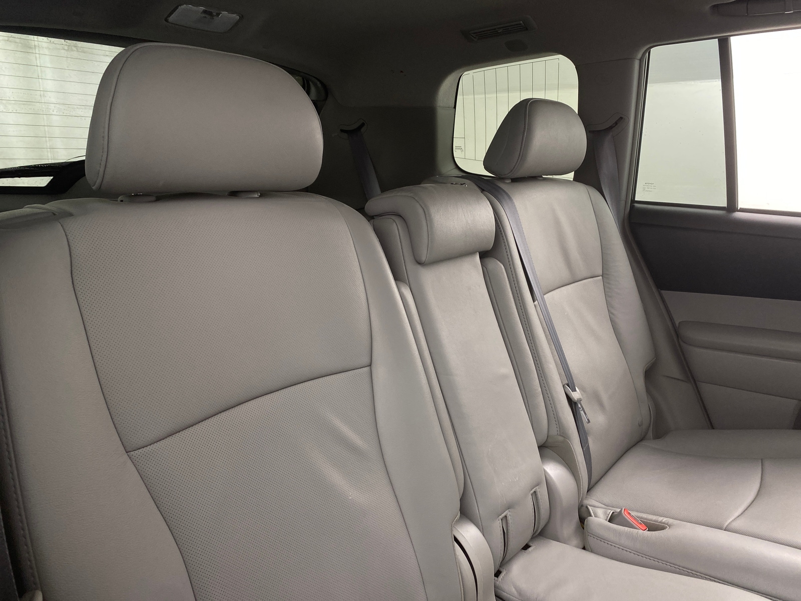 Thumbnail: 2011 Toyota Highlander - 5
