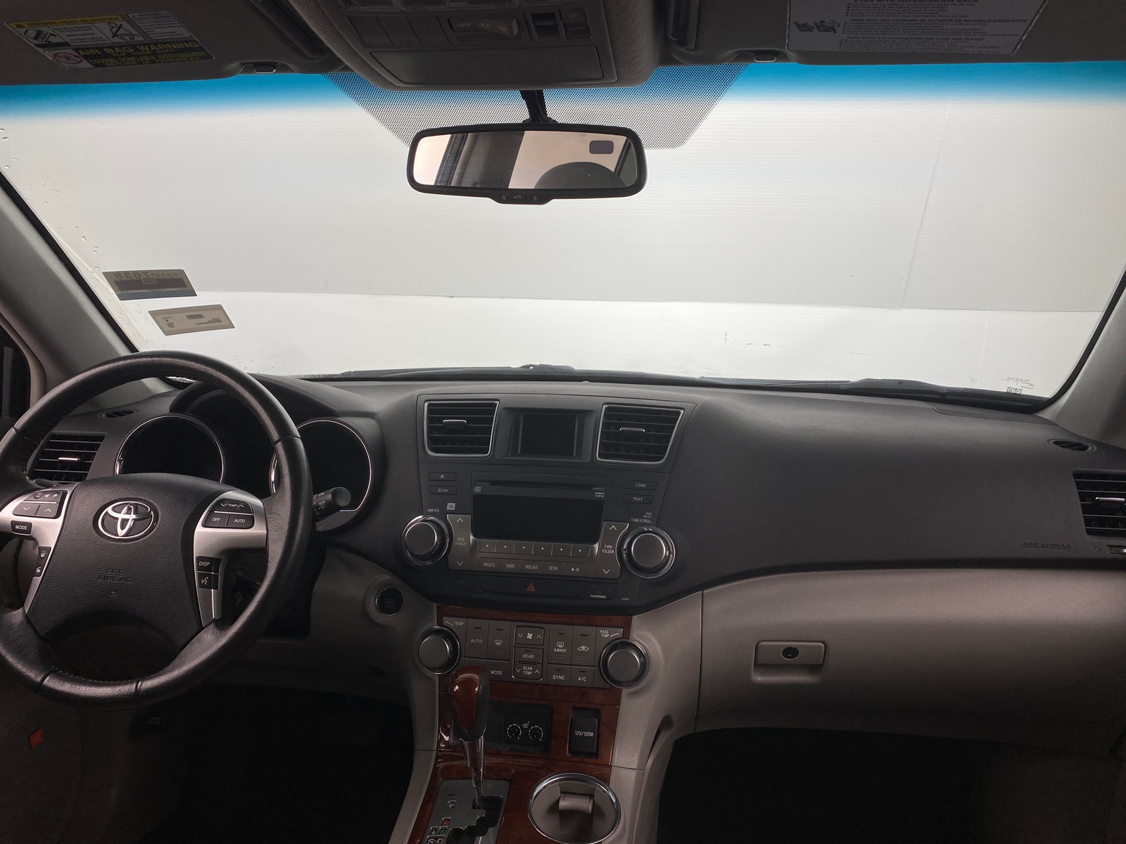 Thumbnail: 2011 Toyota Highlander - 2