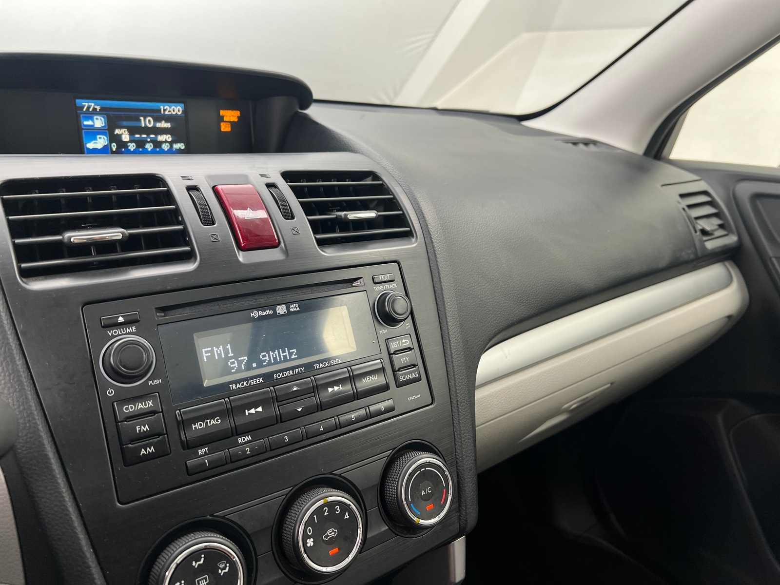 Thumbnail: 2015 Subaru Forester - 4