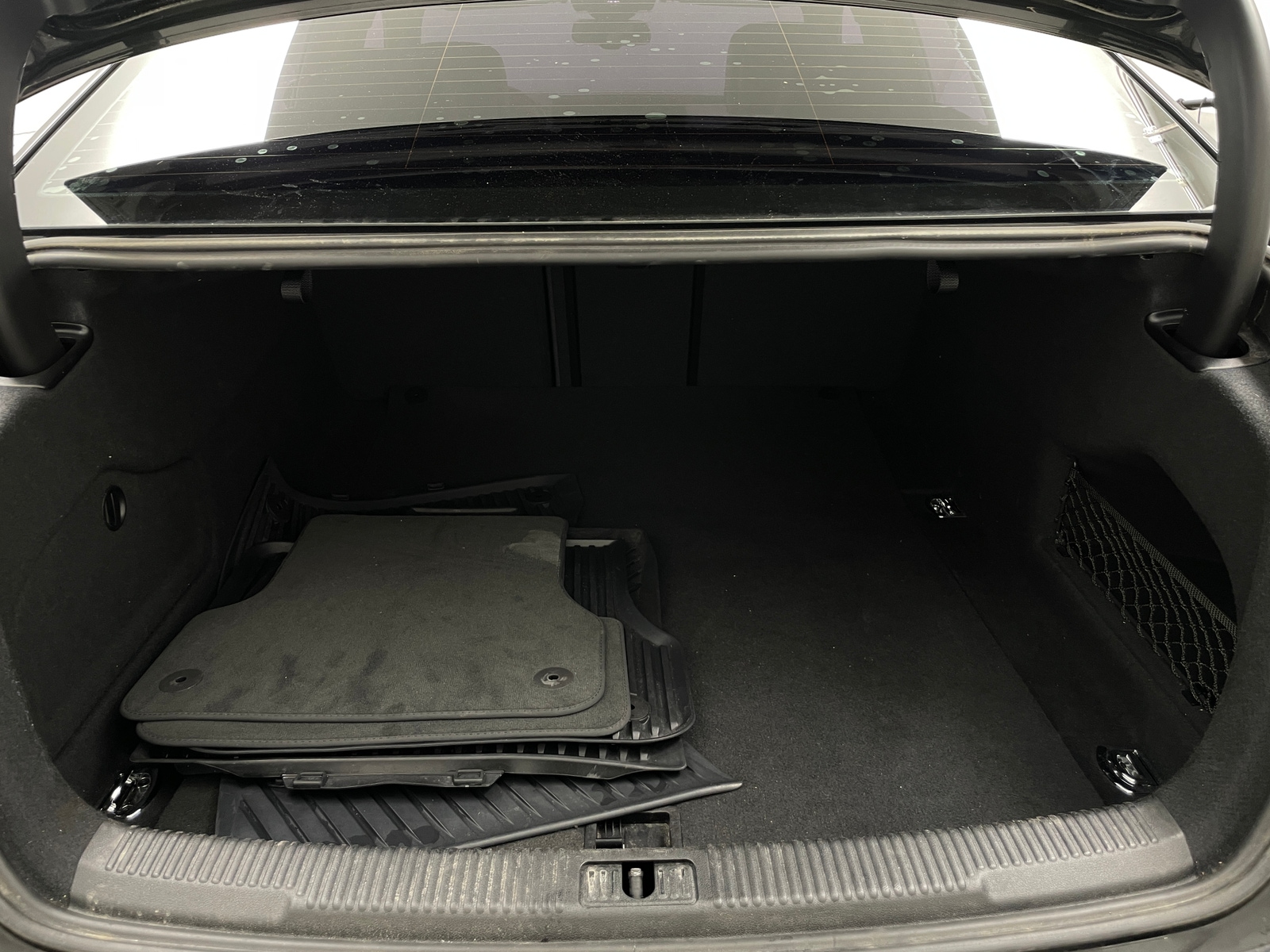 Thumbnail: 2016 Audi A6 - 6
