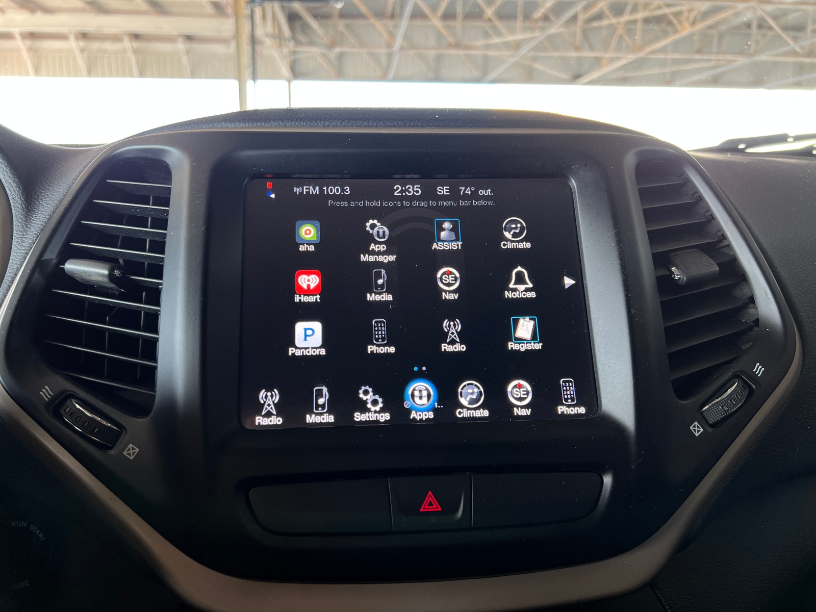 Thumbnail: 2017 Jeep Cherokee - 4