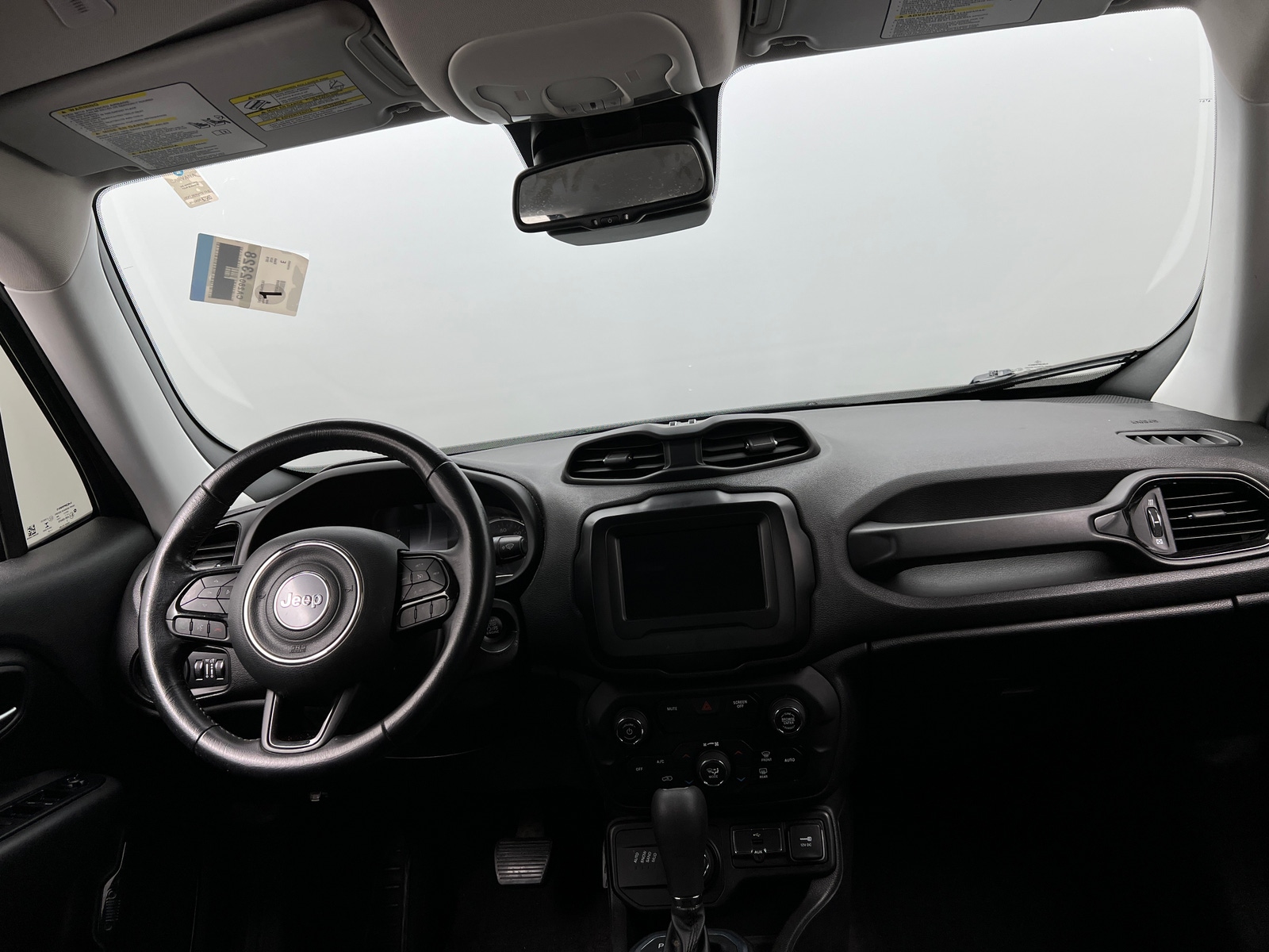 Thumbnail: 2019 Jeep Renegade - 3