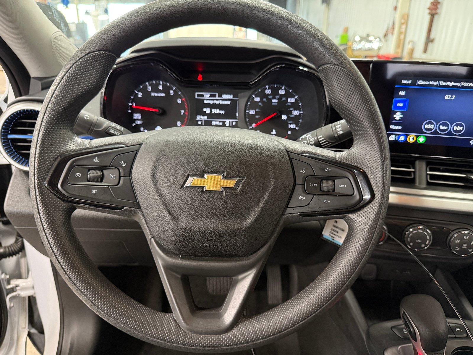 Thumbnail: 2025 Chevrolet Trax - 5