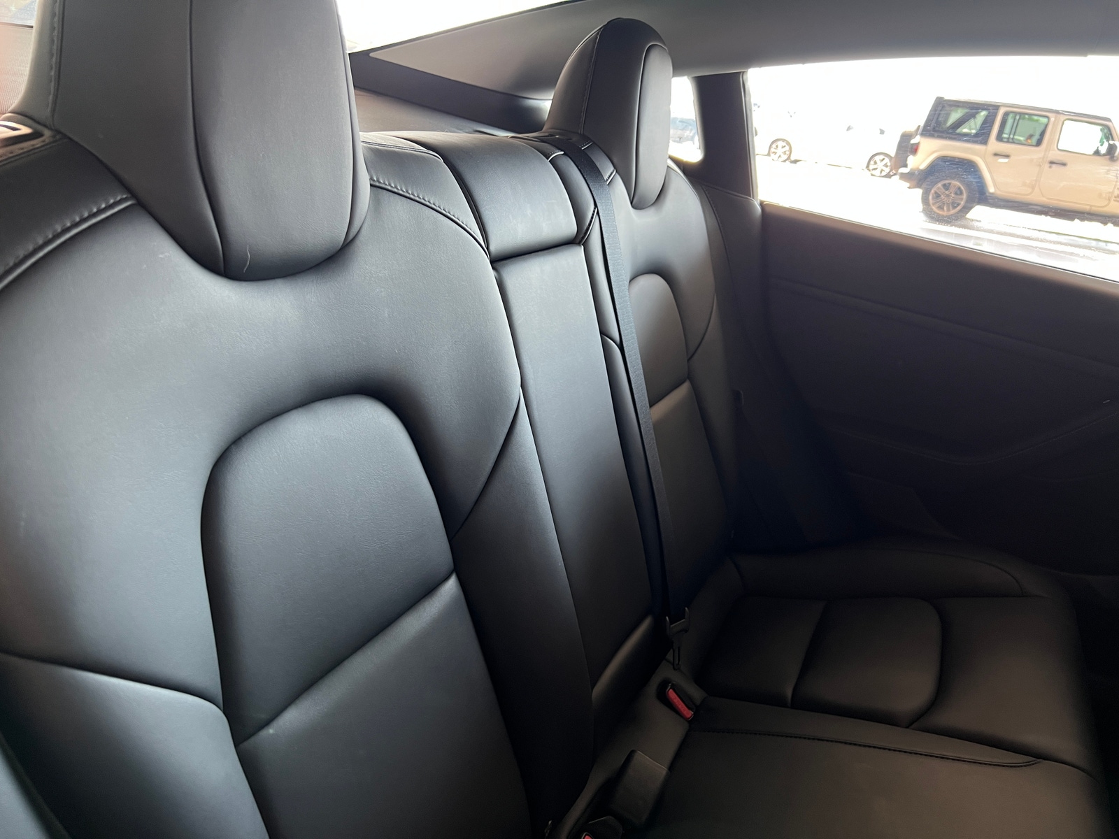 Thumbnail: 2022 Tesla Model 3 - 5