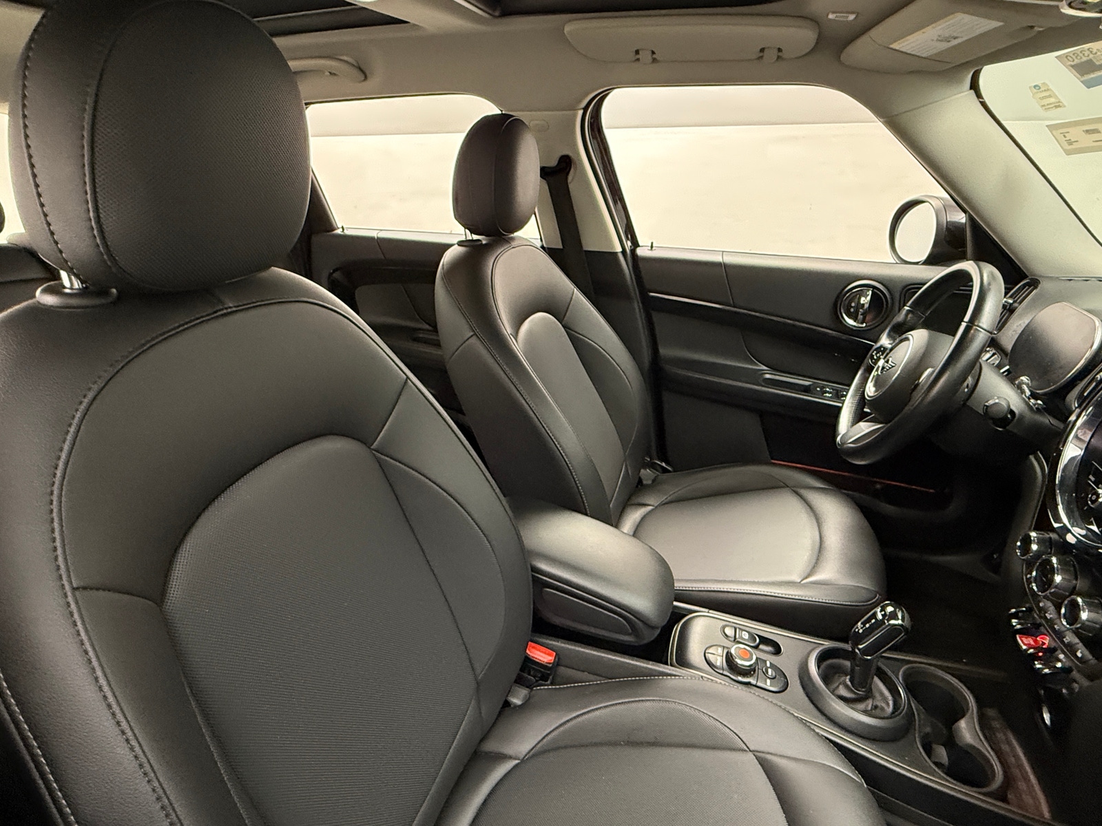 Thumbnail: 2022 MINI Cooper Countryman - 2