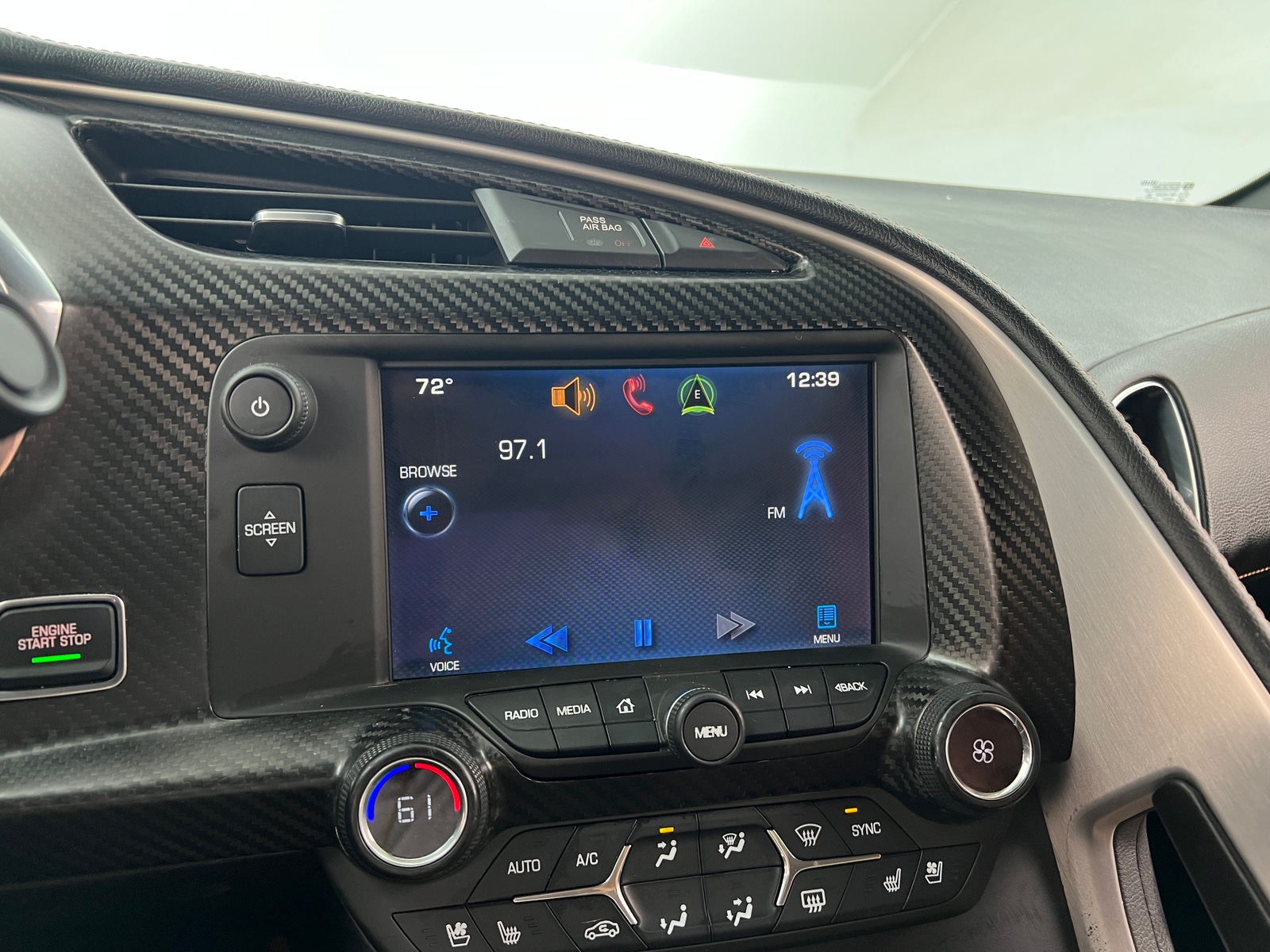 Thumbnail: 2014 Chevrolet Corvette - 3