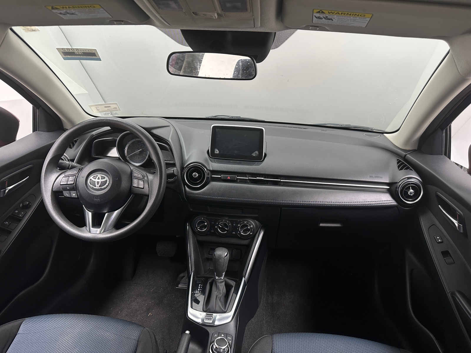 Thumbnail: 2018 Toyota Yaris iA - 3