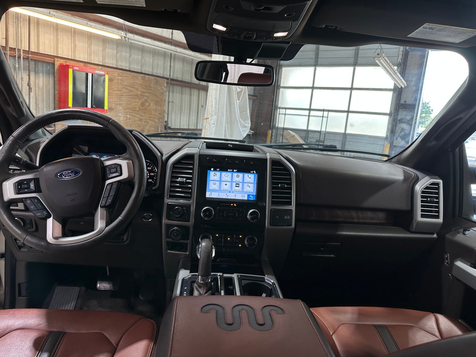 Thumbnail: 2018 Ford Econoline - 3