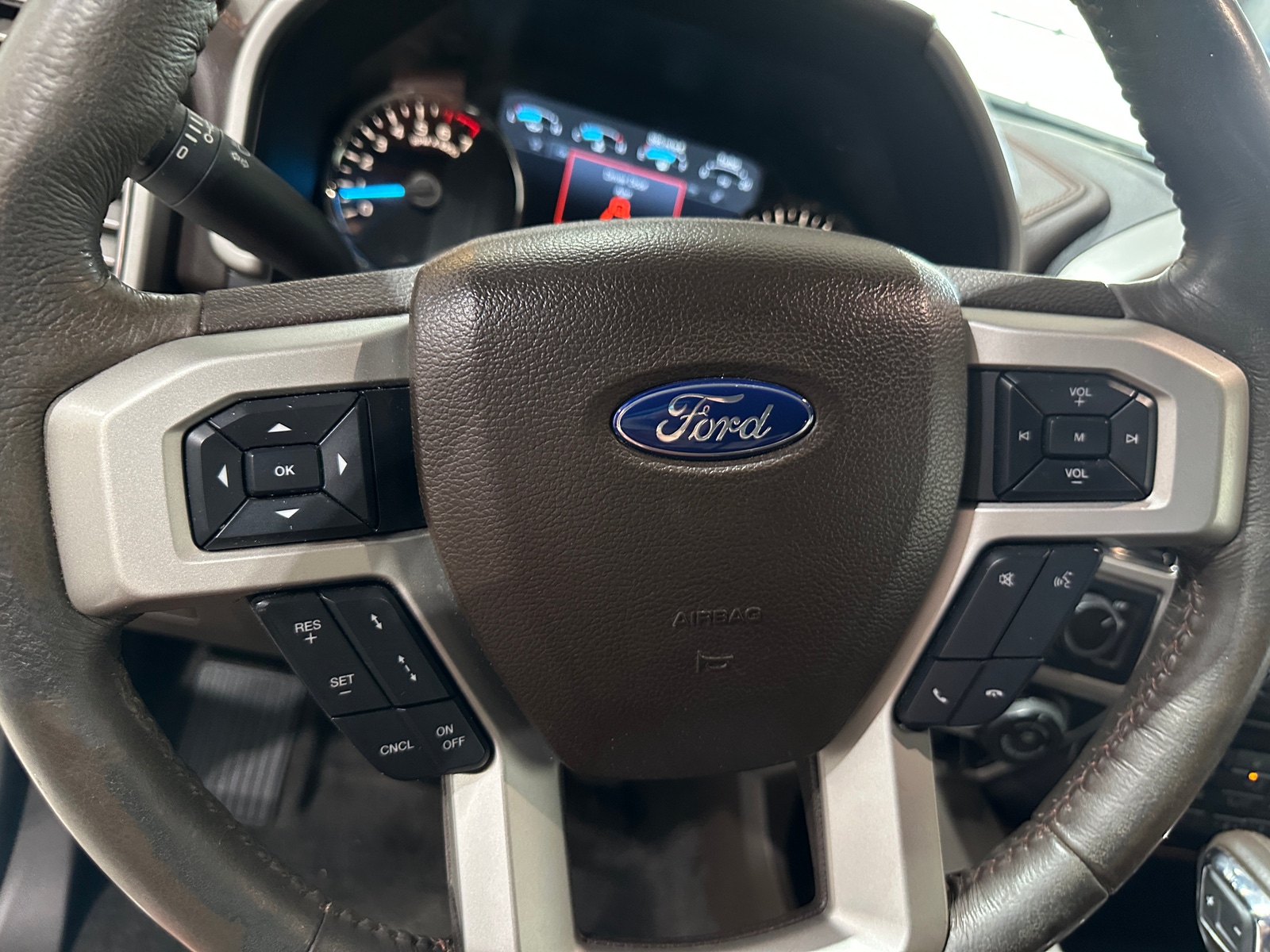 Thumbnail: 2018 Ford Econoline - 5