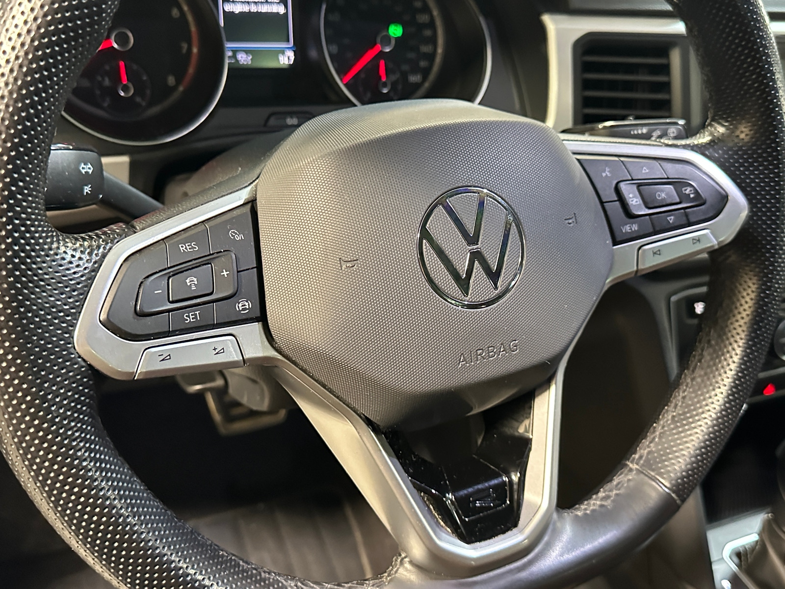 Thumbnail: 2021 Volkswagen Atlas - 4