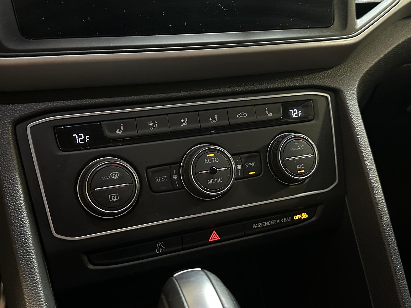 Thumbnail: 2021 Volkswagen Atlas - 3