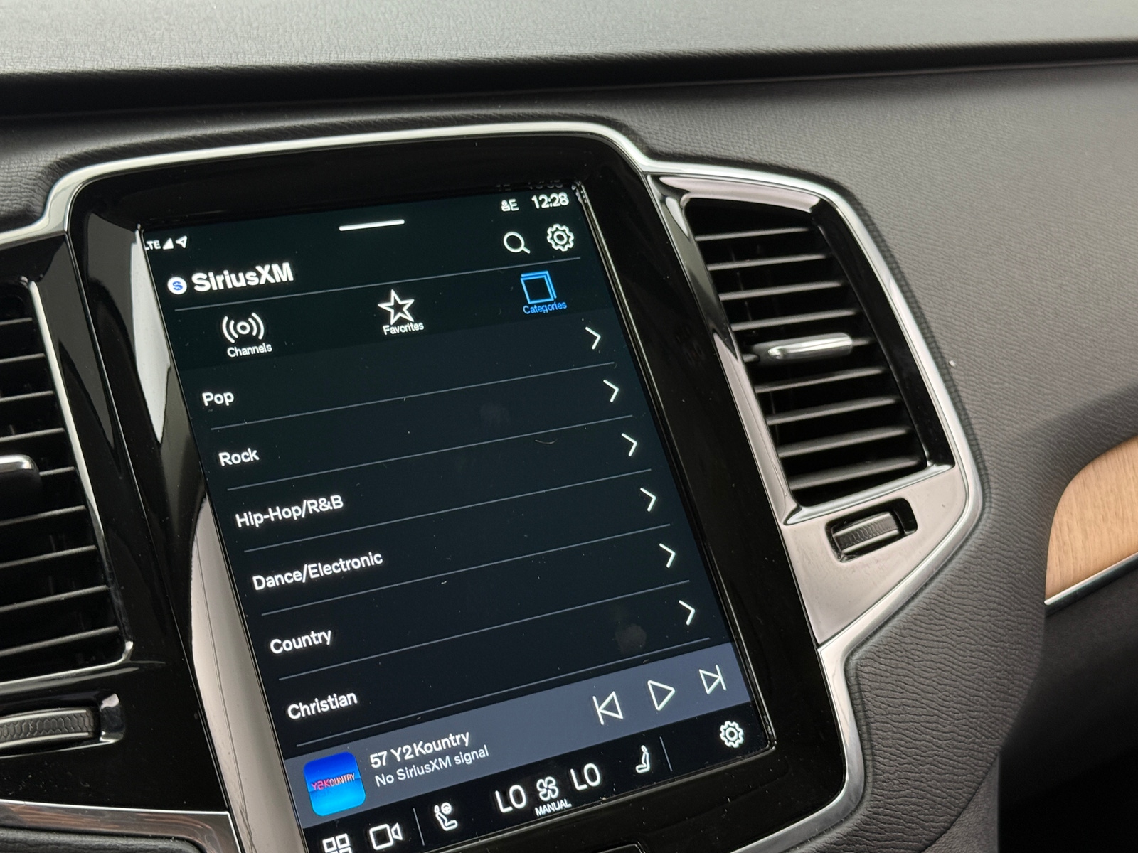 Thumbnail: 2025 Volvo XC90 - 3