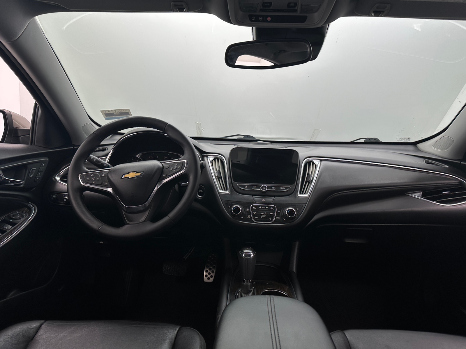 Thumbnail: 2017 Chevrolet Malibu - 2