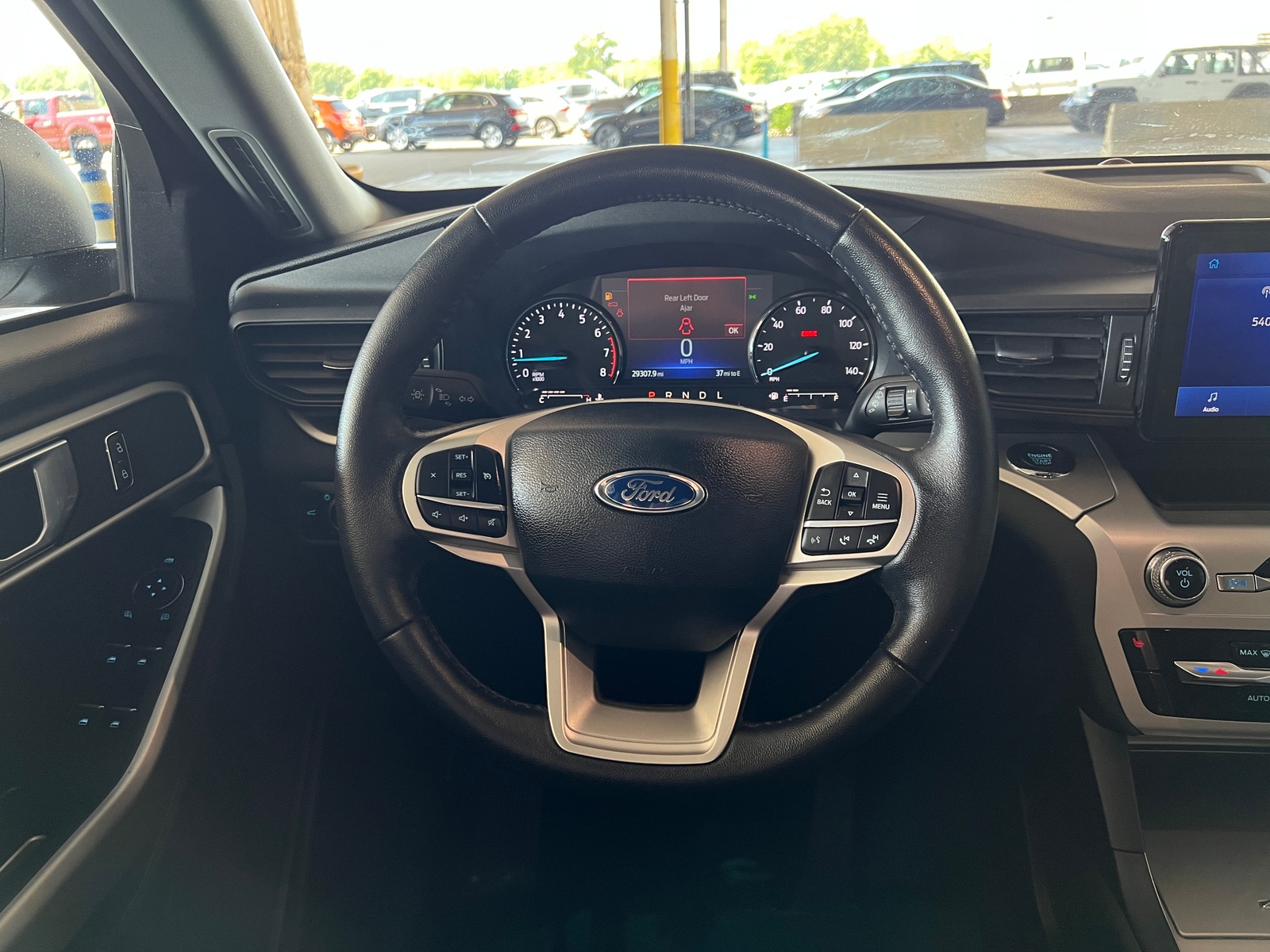 Thumbnail: 2022 Ford Explorer - 5