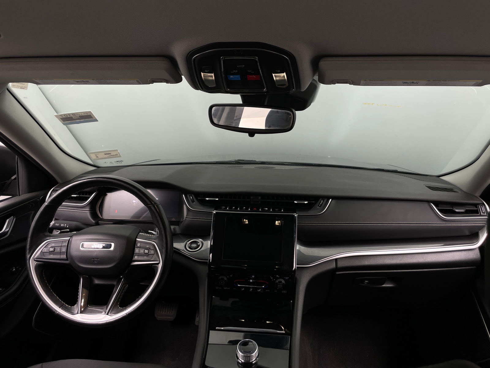 Thumbnail: 2021 Jeep Grand Cherokee L - 3