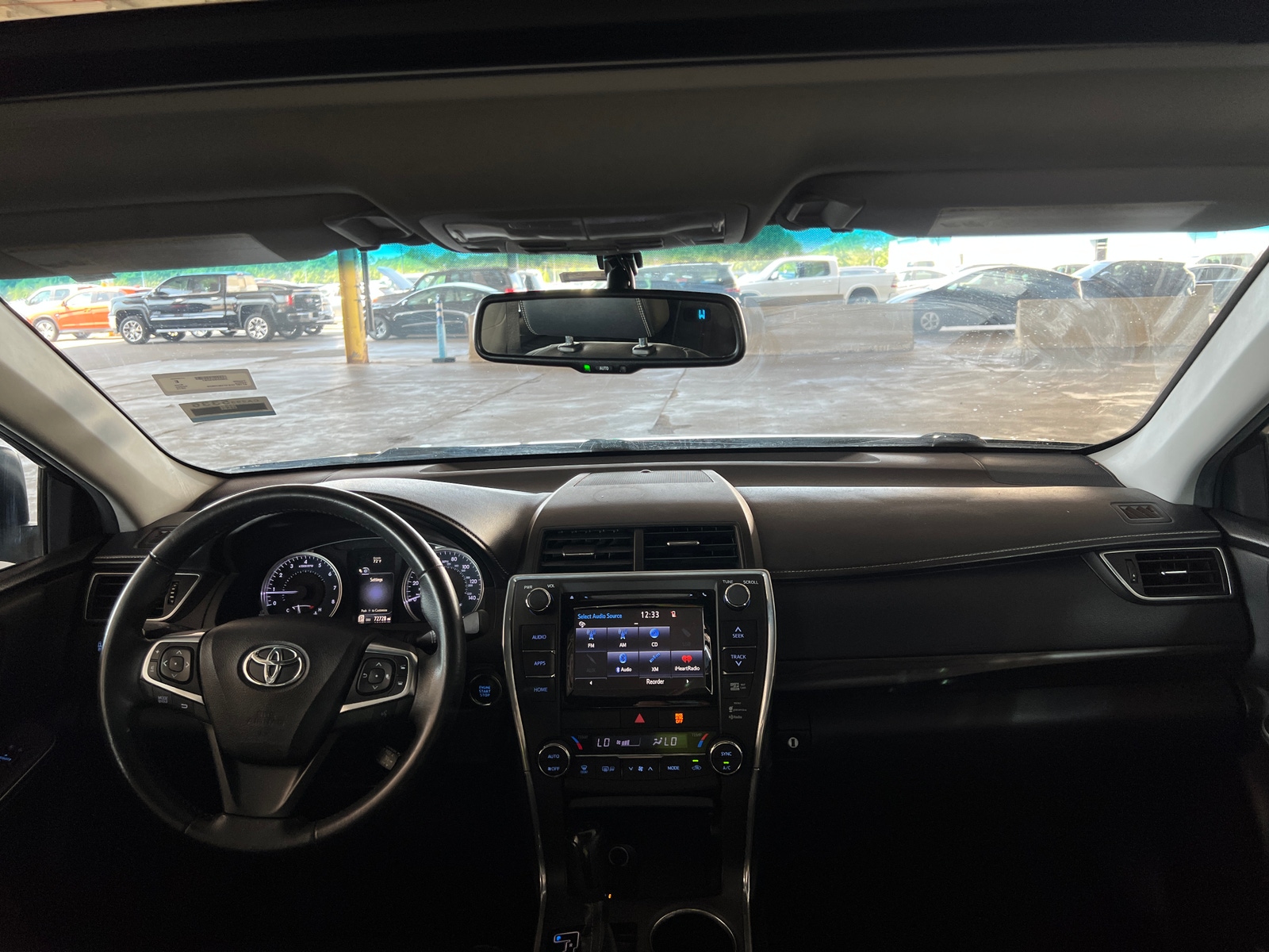 Thumbnail: 2015 Toyota Camry - 3
