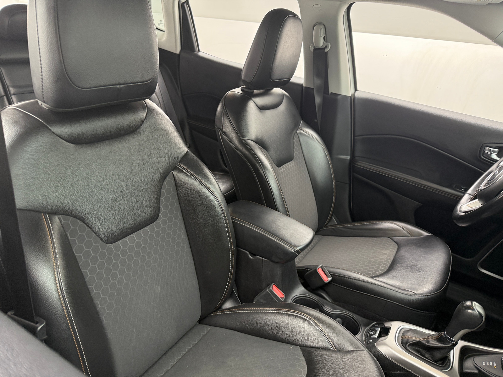 Thumbnail: 2018 Jeep Compass - 2