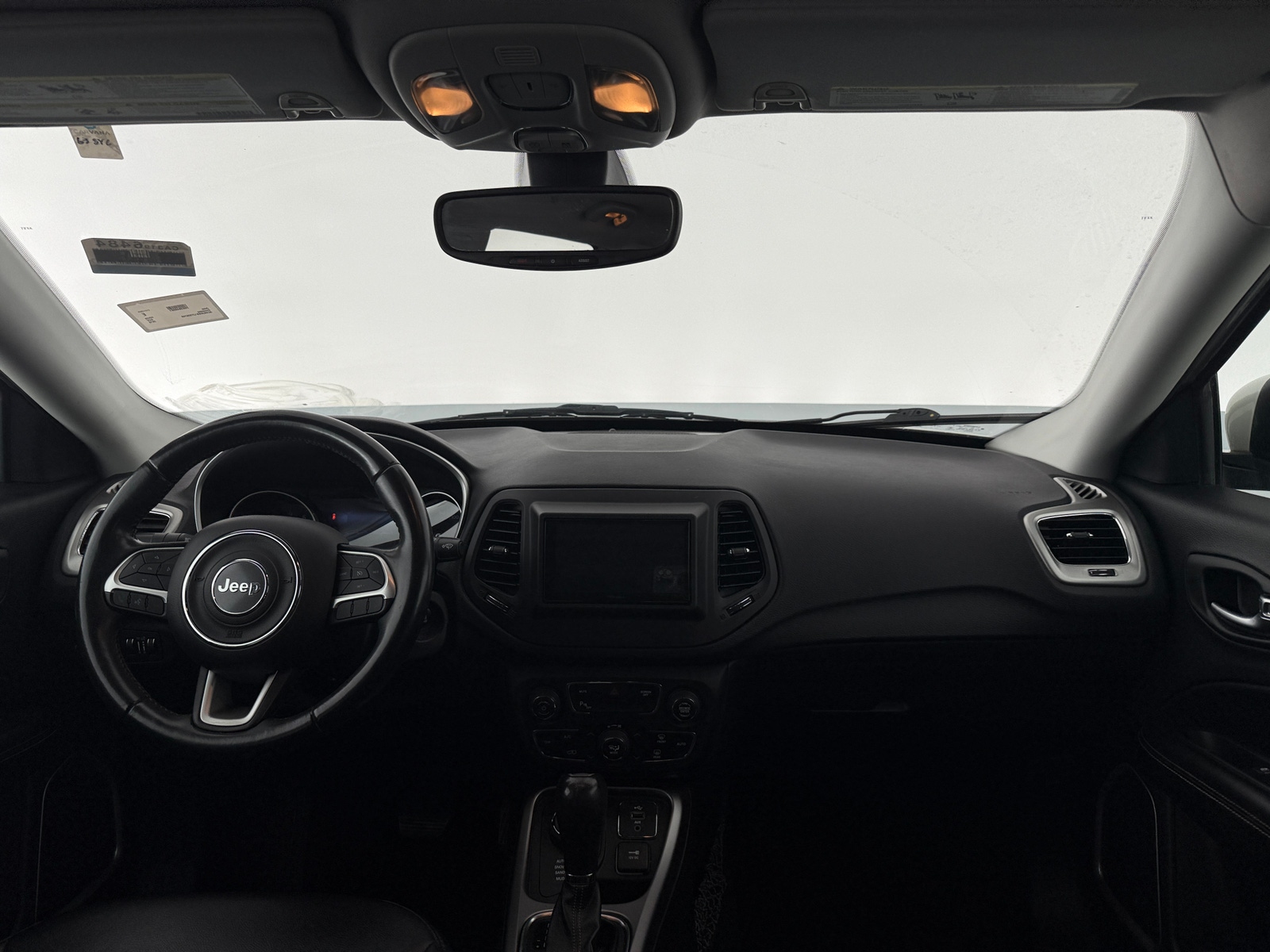 Thumbnail: 2018 Jeep Compass - 3