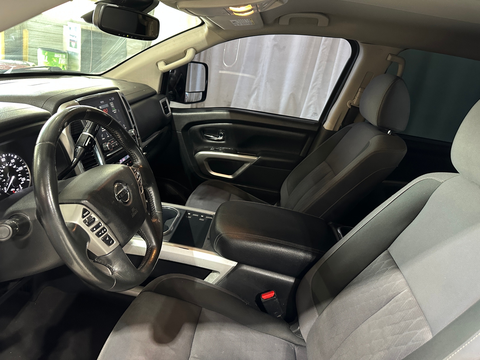 Thumbnail: 2020 Nissan Titan - 2