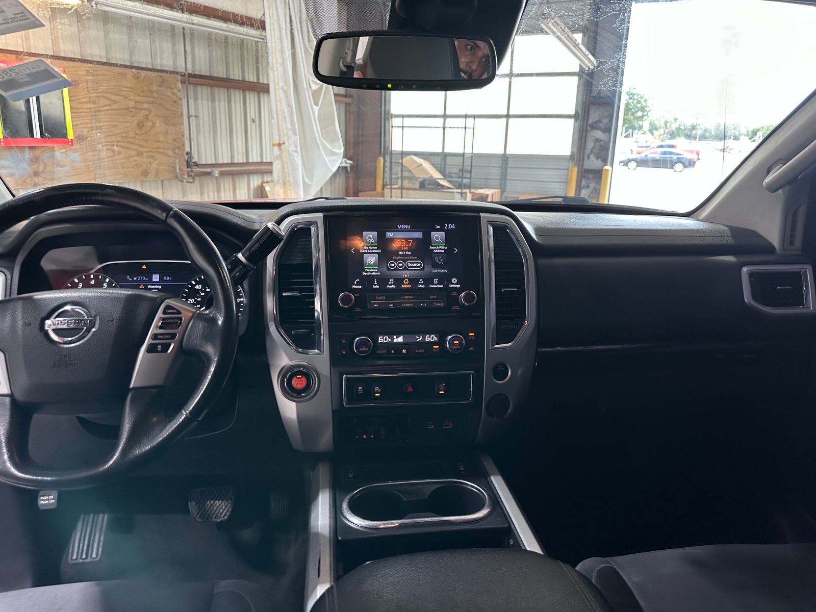 Thumbnail: 2020 Nissan Titan - 3