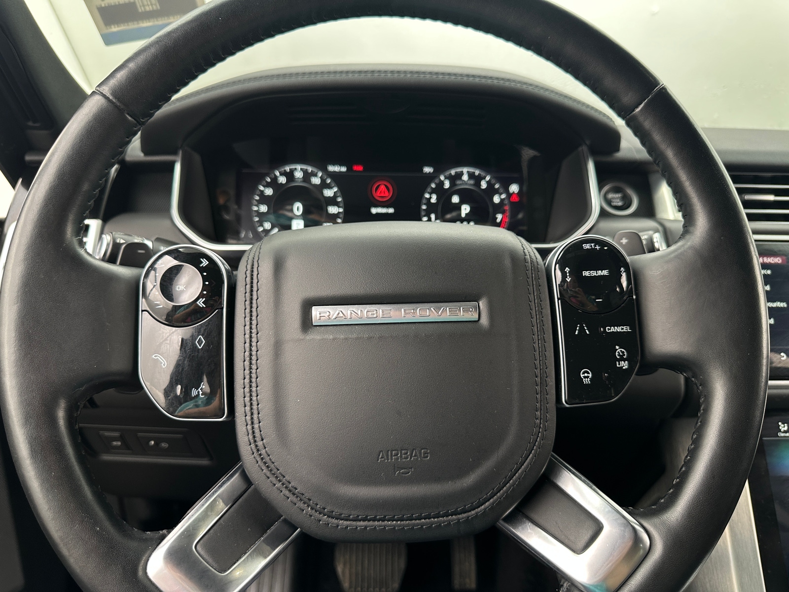 Thumbnail: 2019 Land Rover Range Rover - 4