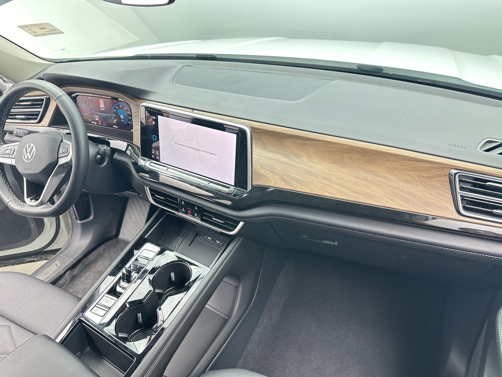 Thumbnail: 2025 Volkswagen Atlas - 2