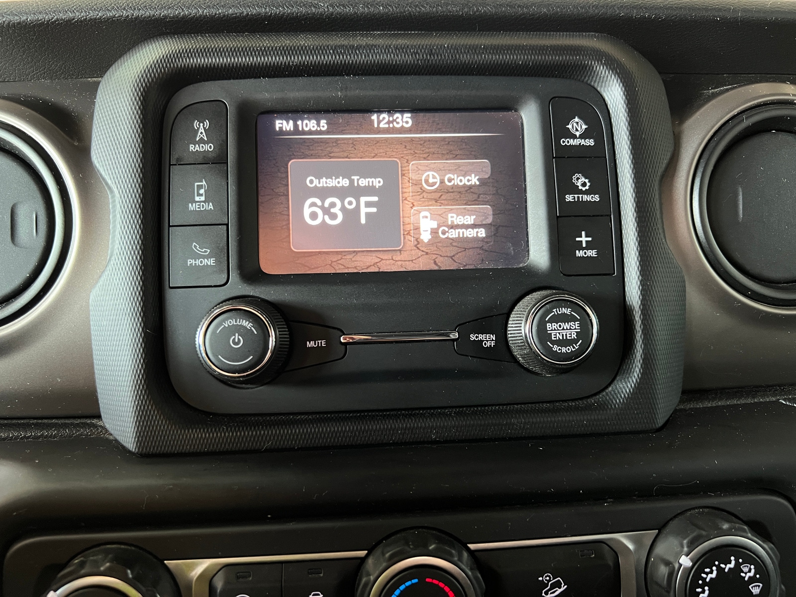 Thumbnail: 2020 Jeep Wrangler - 4