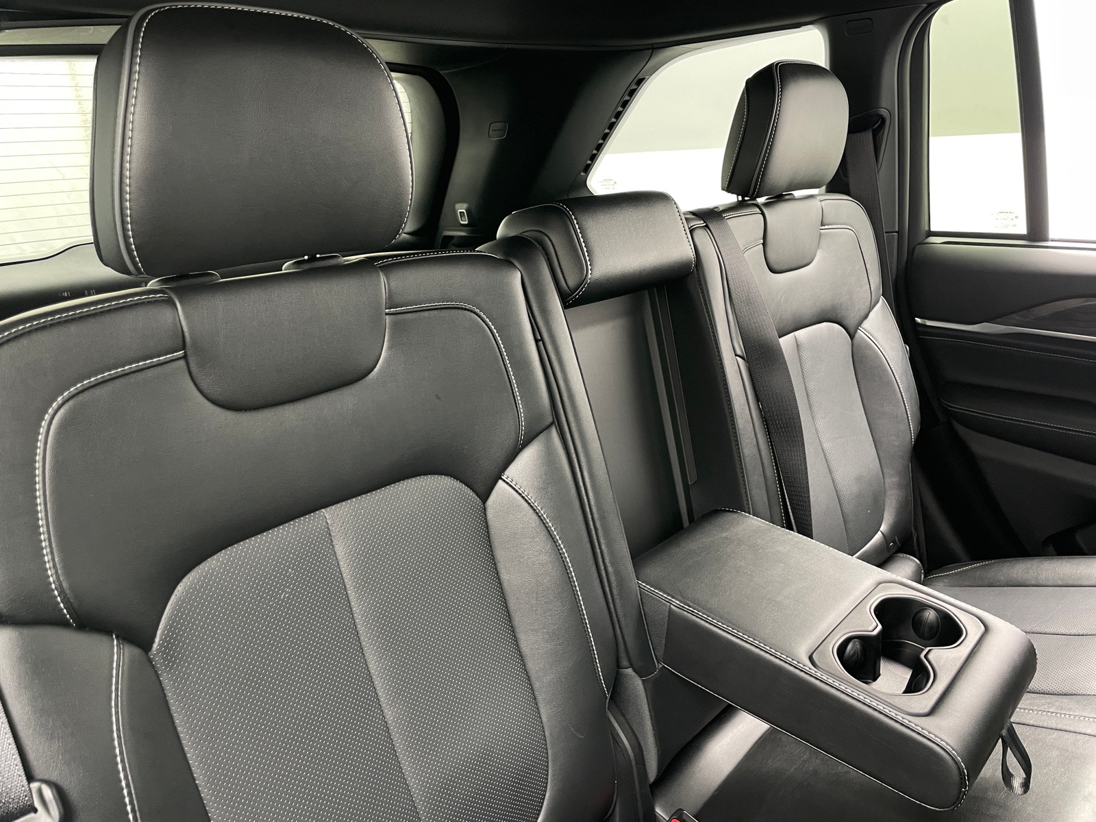 Thumbnail: 2023 Jeep Grand Cherokee - 5