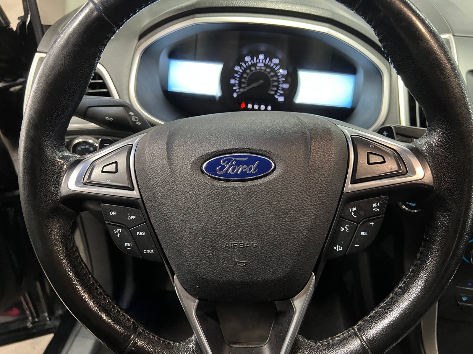 Thumbnail: 2016 Ford Edge - 5