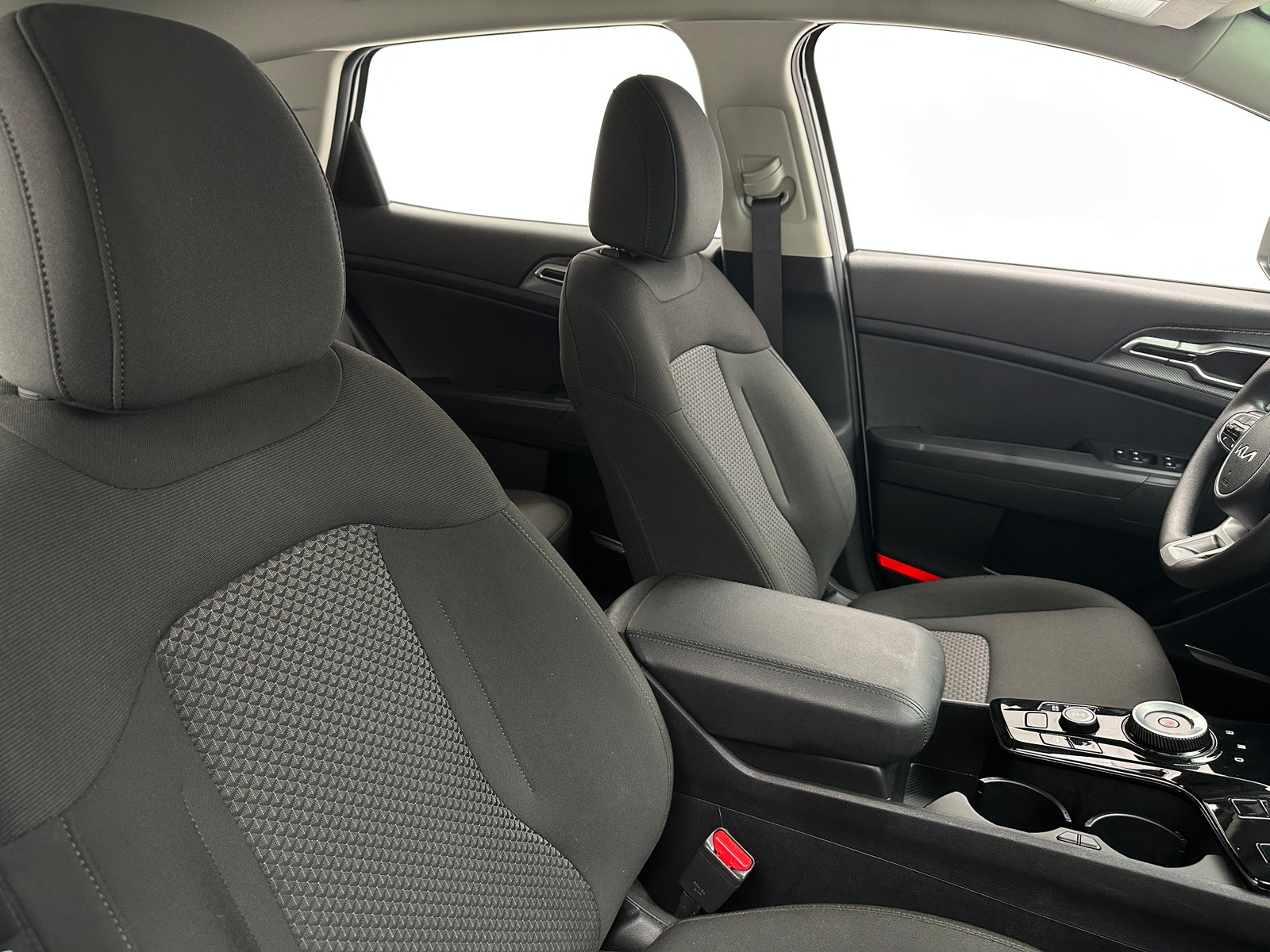 Thumbnail: 2023 Kia Sportage - 2