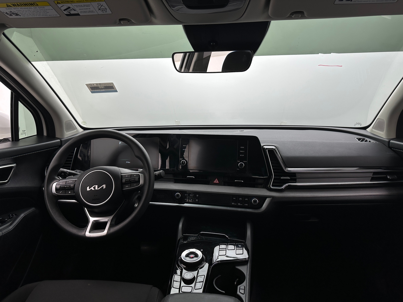 Thumbnail: 2023 Kia Sportage - 3