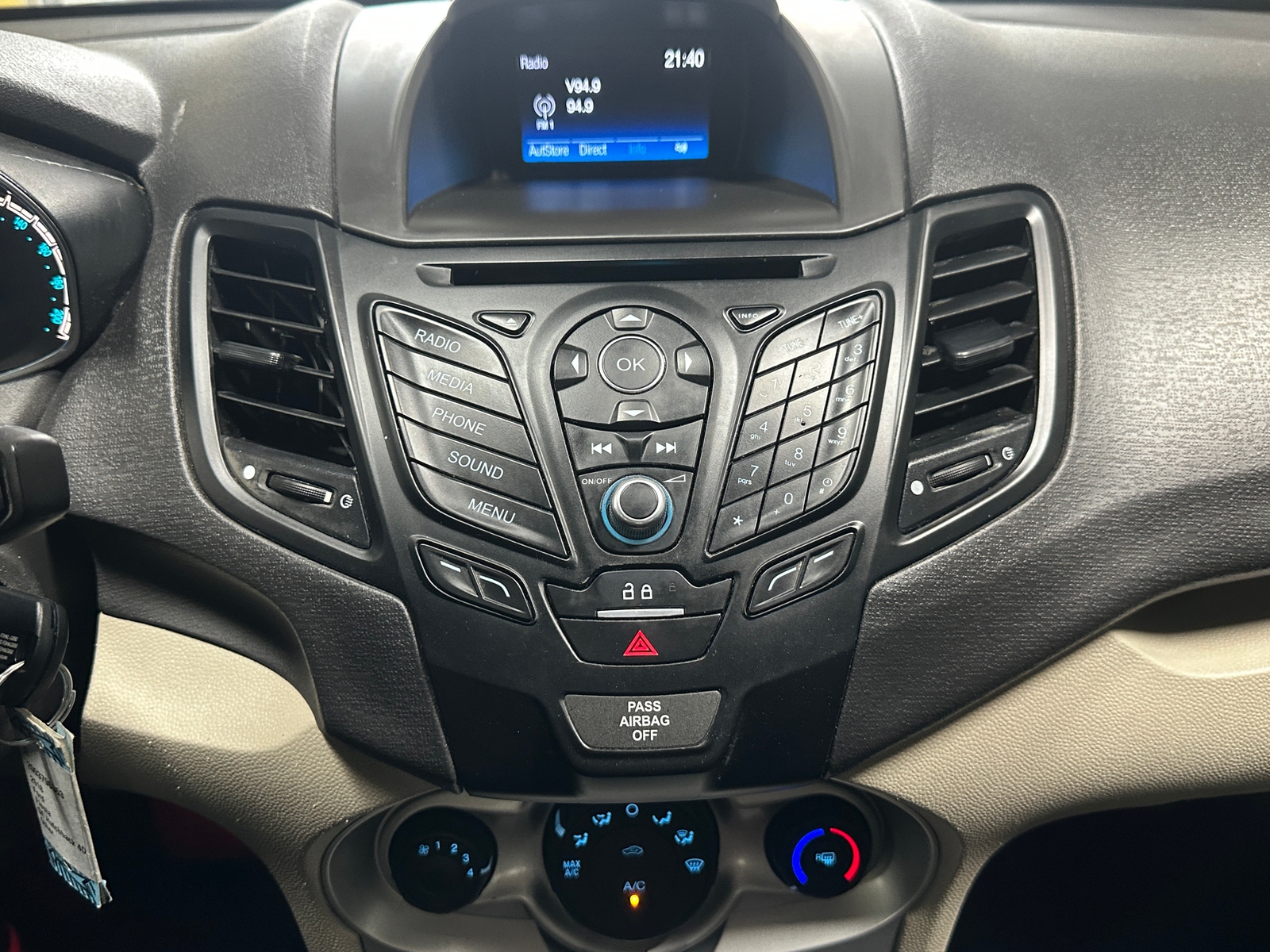 Thumbnail: 2018 Ford Fiesta - 4