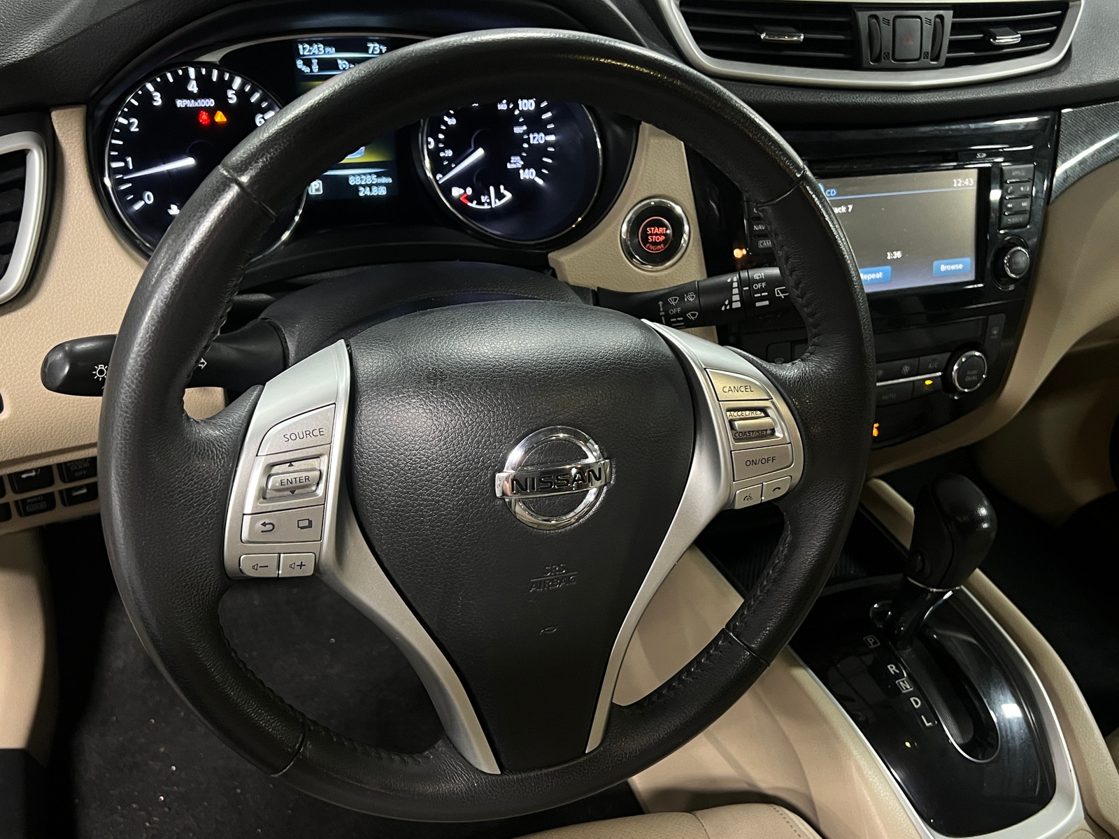 Thumbnail: 2016 Nissan Rogue - 4