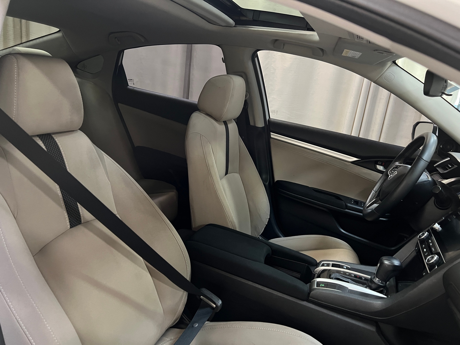 Thumbnail: 2020 Honda Civic - 2