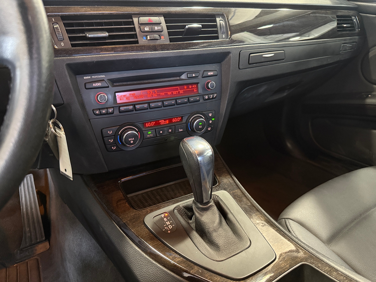 Thumbnail: 2012 BMW 3 Series - 2