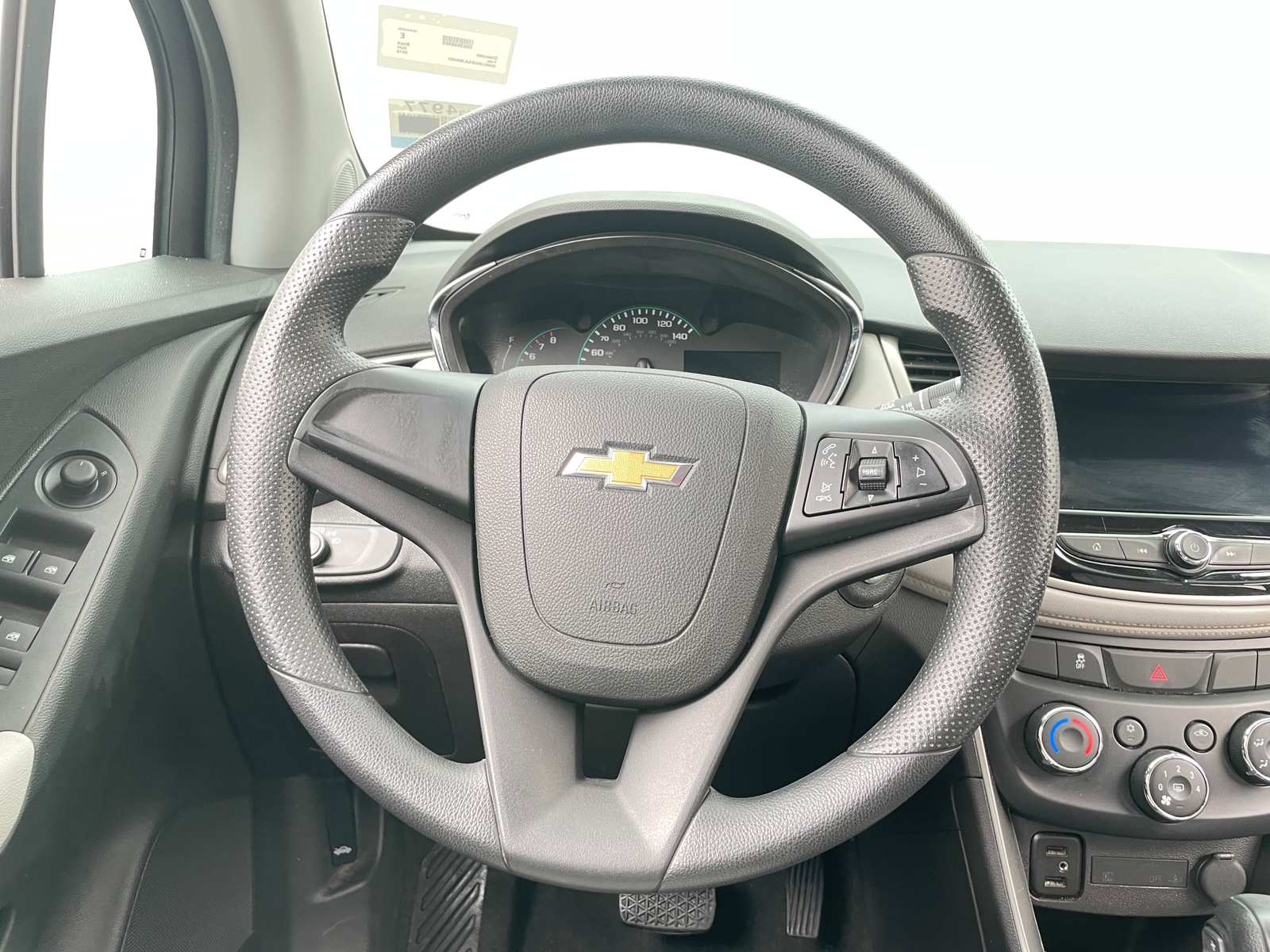 Thumbnail: 2018 Chevrolet Trax - 5