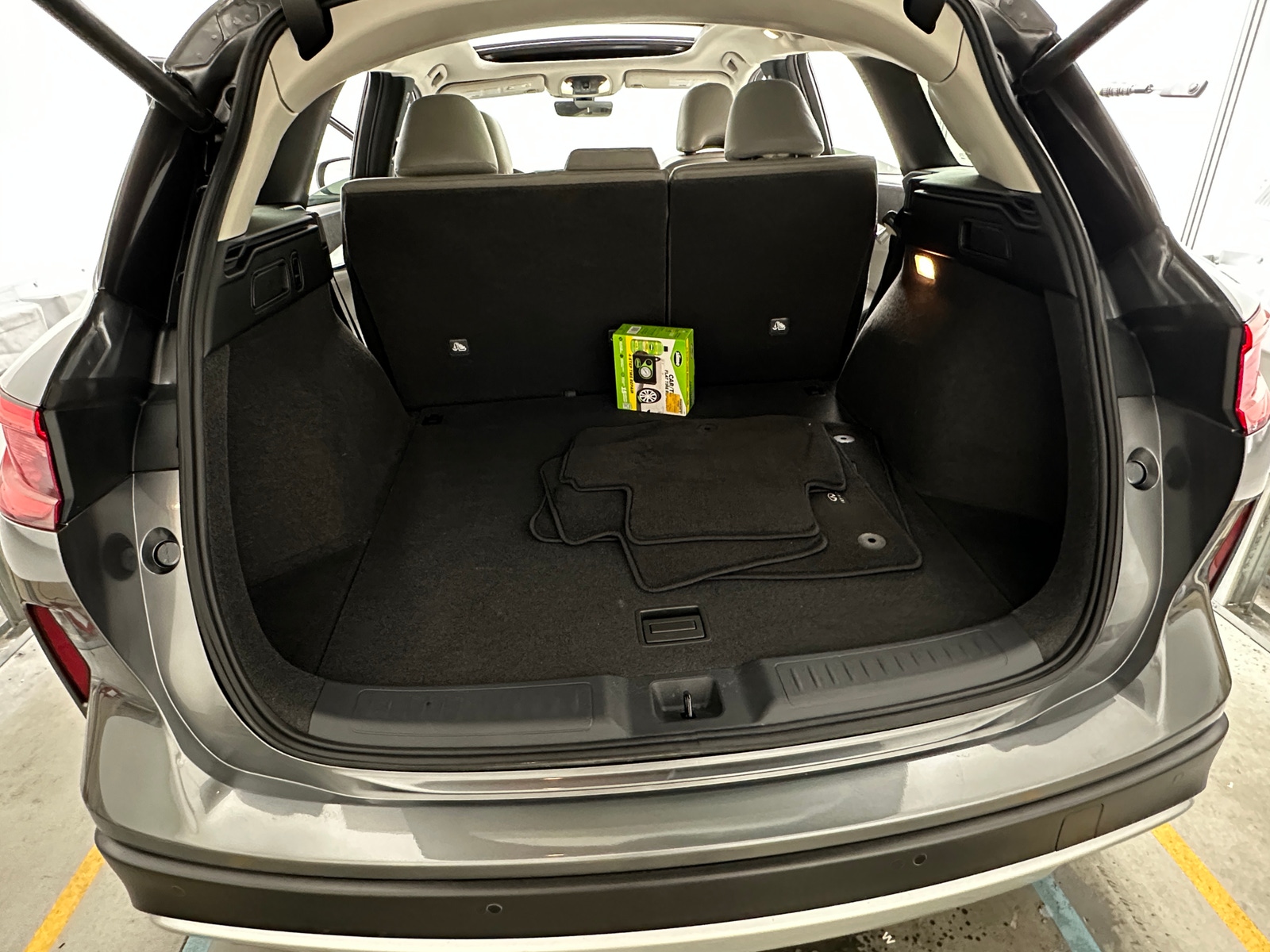 Thumbnail: 2024 INFINITI QX50 - 6