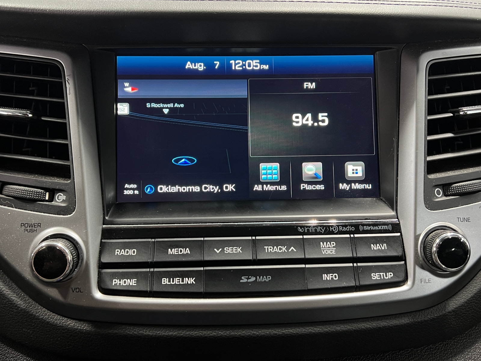 Thumbnail: 2017 Hyundai Tucson - 3